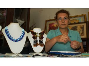 Doktor tavsiyesi ile başladı 10 sergi açtı