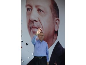 Cumhurbaşkanı Erdoğan, Sarıyer'de halka seslendi