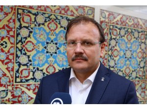 "İman aşkıyla kavrulan yürekler yorulmaz"