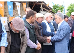 "Biz şovmen aramıyoruz, devleti yönetecek ciddiyete sahip devlet adamı arıyoruz"