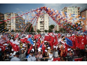 "Şer odakları bu millet oldukça amaçlarına ulaşamayacak"