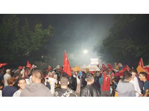 Erdoğan'ın seçim başarısı kutlanıyor