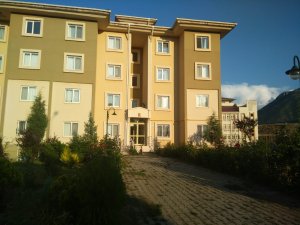 Konya'da 4. kattan düşen bebek öldü