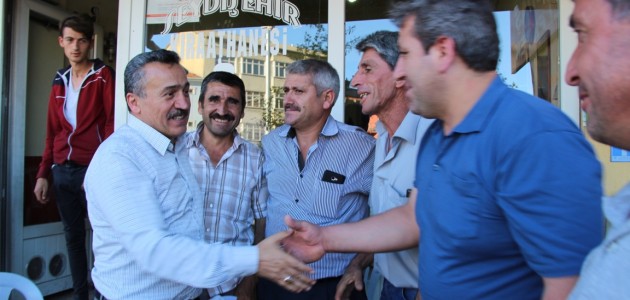 Başkan Tutal, esnaflara teşekkür turunda