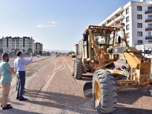 Meram'ın en geniş caddesinde çalışmalar tam gaz