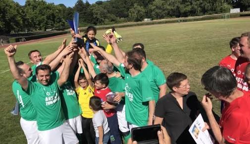 İmamlar:4 - Papazlar:2