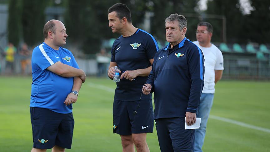 Safet Susic, Akhisarspor'un 7. teknik direktörü oldu
