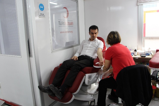Karatay Belediyesi çalışanlarından kan bağışı kampanyasına tam destek