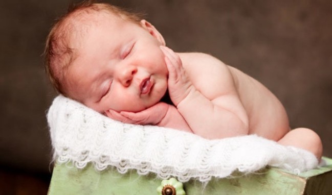 Yeni doğan bebeklerle ilgili flaş karar!