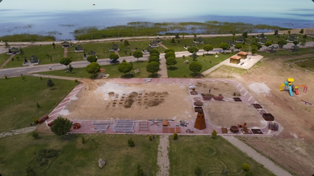 Beyşehir'de Vuslat Parkı yapım çalışmaları