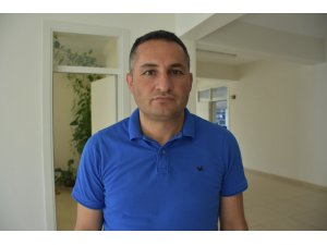 Cizreli çocukla yüzme öğreniyor