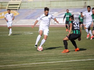 Akhisarspor Onurcan’ı geri çağırdı