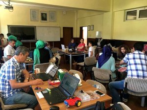 Seydişehir’de öğretmenlere robotik kodlama eğitimi