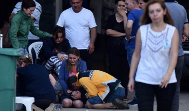 Gözyaşları sel oldu...