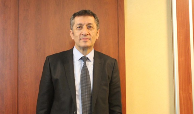 Son dakika Milli Eğitim Bakanı Ziya Selçuk kimdir? Ne iş yapıyor?