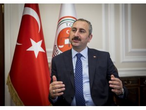 Bakan Gül'den Yunanistan'a "FETÖ'cülere iltica" tepkisi