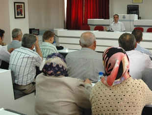 Başkan Altay vatandaşları dinledi