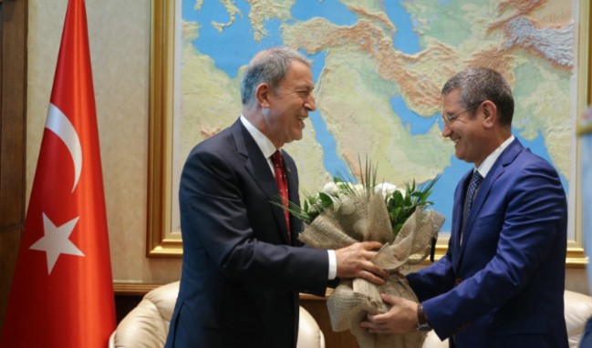 Milli Savunma Bakanı Hulusi Akar görevini devraldı!