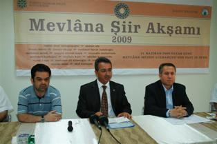 Mevlana Gülbahçesinde şiir ziyafeti
