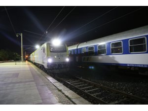 Tren seferleri yeniden başladı