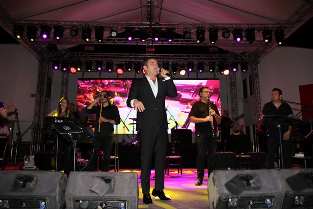 Ferhat Göçer, Akşehirlileri coşturdu