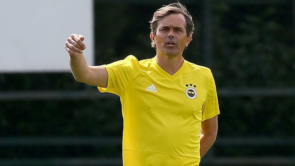 Cocu'dan futbolculara "konuşun" talimatı