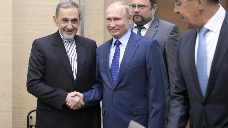 'İran'da Batı'nın boşaltacağı yeri Rusya alacak'