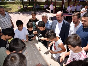 Cuma buluşmaları sürüyor