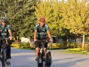 Bisikletli hacı adayları Konya'da