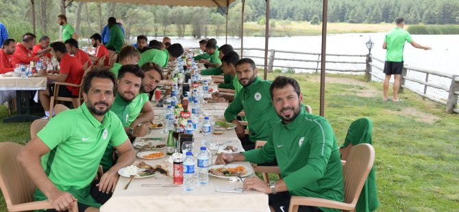 Konyaspor mangal partisi yaptı