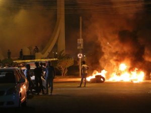 Irak'ta 3 ilde sokağa çıkma yasağı