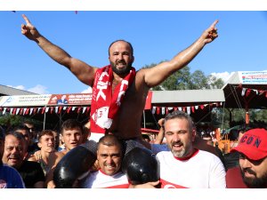 Kırkpınar'da altın kemer Orhan Okulu'nun