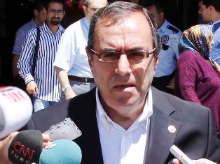 Kart'tan Doğan'a suç duyurusu