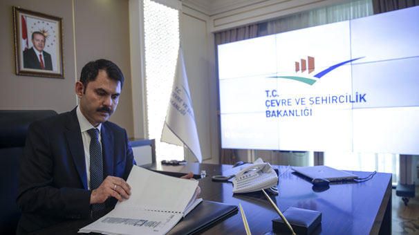 Yeni bakan çok hızlı başladı!