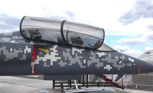 Milli uçağımız 'HÜRJET' Londra'da