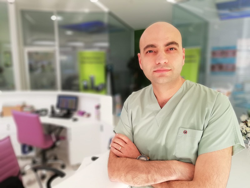 "Yanlış fırçalama yüzünden diş eti çekilmesi olabilir"