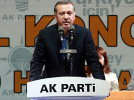 Erdoğan Baykal'ı çıkar siyasetiyle vurdu