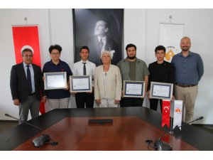 Gençler robotlarla geleceği tasarladı