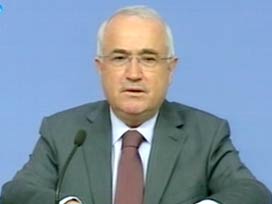 Çiçek: Demokrasiden şaşmak yok