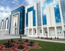 Adliye binası kafa karıştırdı!