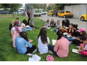 Kitap okumayı teşvik için etkinlik düzenlediler