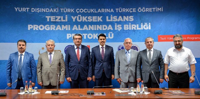 Türkçe öğreticileri yetişiyor