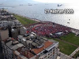 İzmir Cumhuriyet Mitingi'nde 7 bin kişi