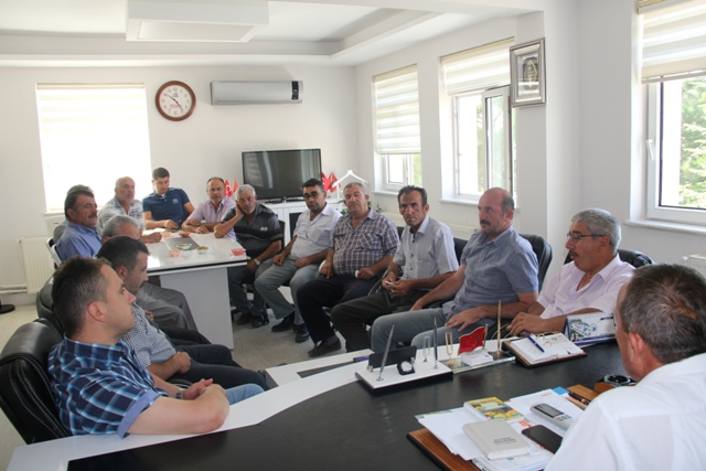 Yalıhüyük'te çiftçiler bilgilendirildi