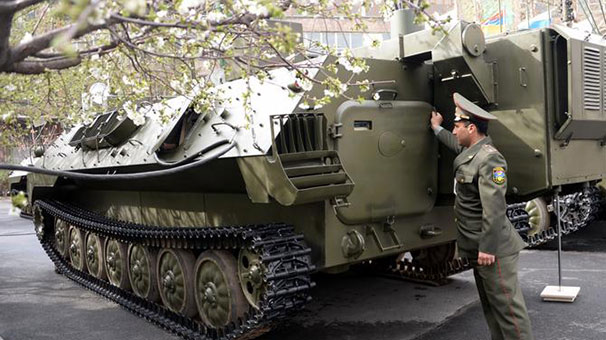 Rusya'nın Ermeni köyündeki tatbikatı özür diletti