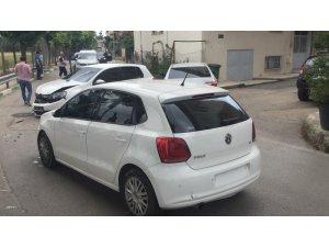 Uyuşturucu satıcısı ile polis kovalamacısı sonucunda 6 araç kullanılamaz hale geldi