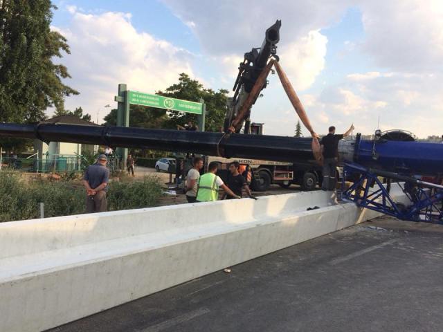 Ilgın’da devrilen vinç kaldırıldı