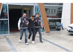 Kamyonların akülerine dadanan hırsızlar, polisten kaçamadı