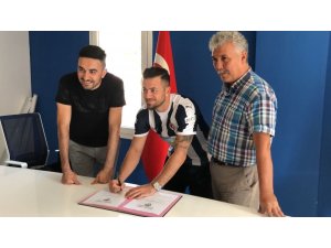 Fethiyespor, Kağan Söylemezgiller’i renklerine bağladı