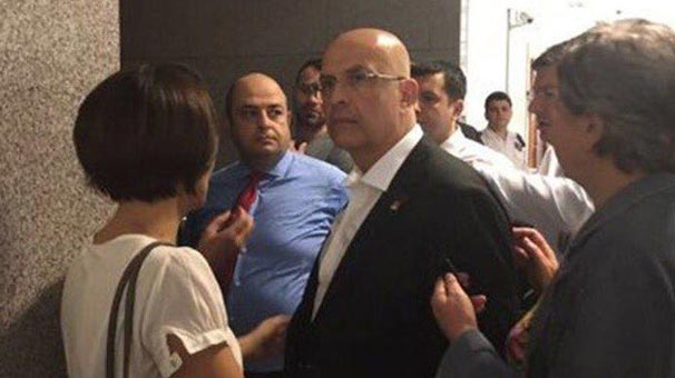 Enis Berberoğlu hakkındaki davanın durması talebine ret